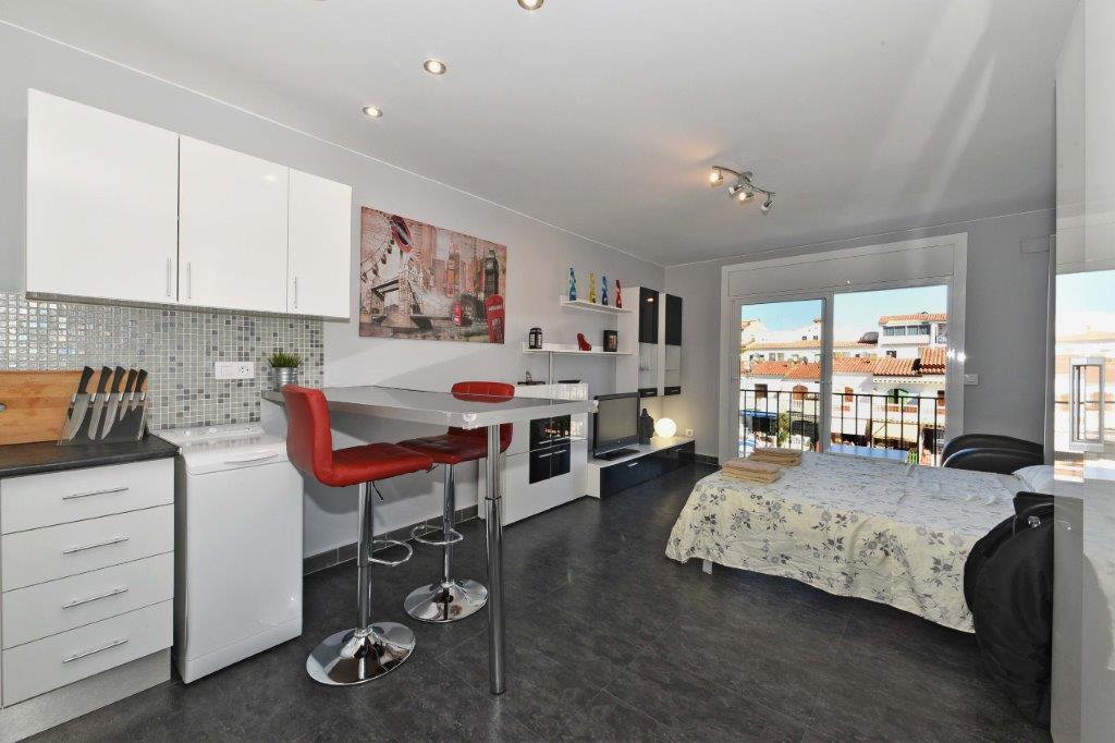 D-Lux Studio Apartment Empuriabrava Exterior photo